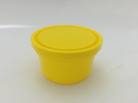 Червячьница пластиковая большая емкасть 100 мл